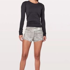Lululemon In Movement High-Rise Short 2.5" Everlux